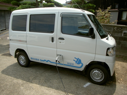 電気自動車_R.JPG