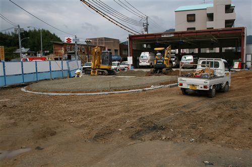 富士自動車 2工区基礎完了_R.jpg