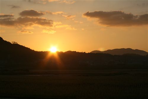 桑間山の朝日 001_R.jpg